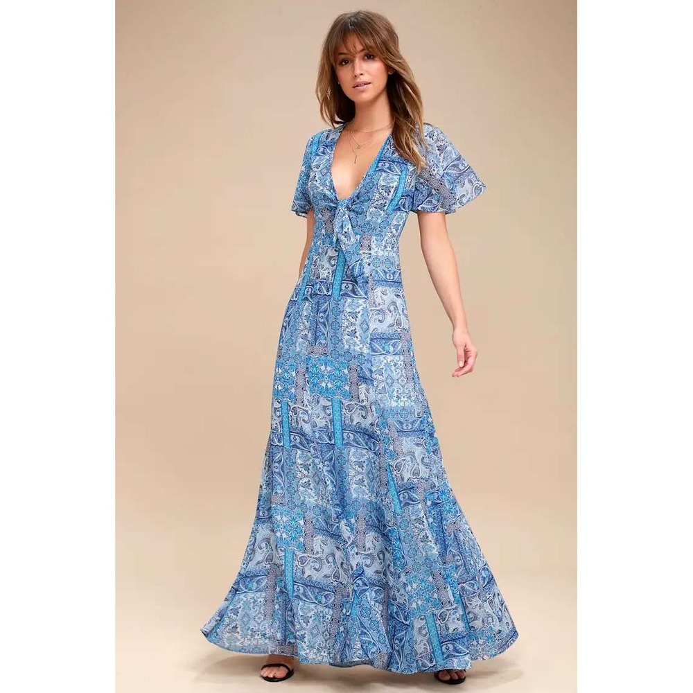 Lulus Wings of Love Paisley Print Maxi Dress Small New